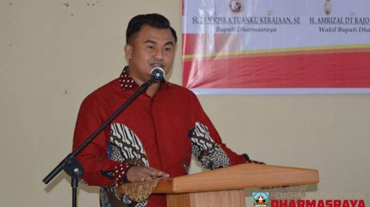 Bupati Dharmasraya Sutan Riska Tuanku Kerajaan. (Foto: dharmasrayakab.go.id)