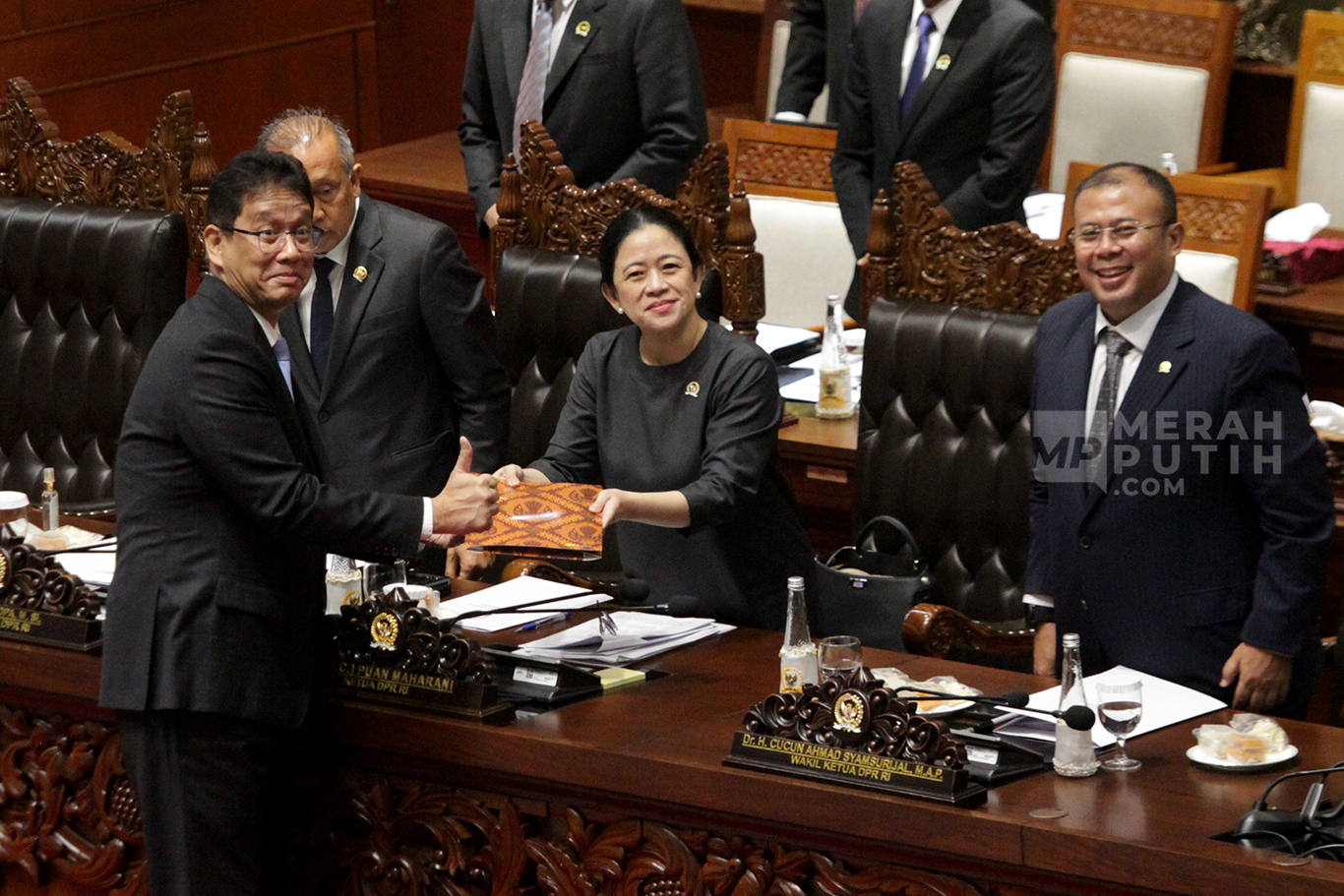 Rapat Paripurna DPR Sahkan UU APBN Tahun 2026