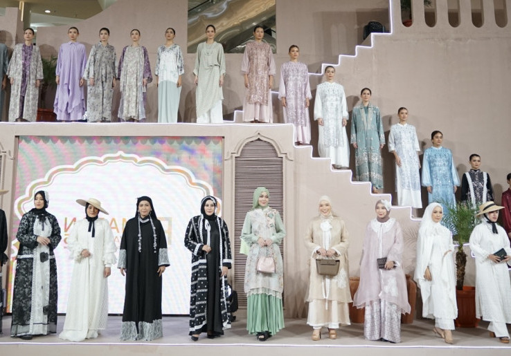 Busana Muslim Timur Tengah Ala Aladin Bikin Lebaran Kian Catchy