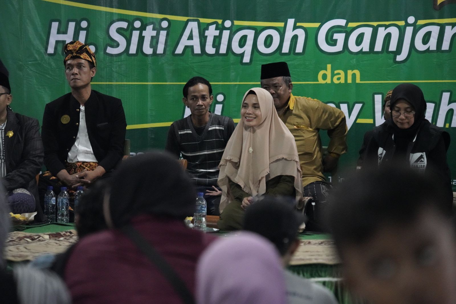 Atikoh Ungkap Alasan Ganjar Rutin Menginap di Rumah Warga