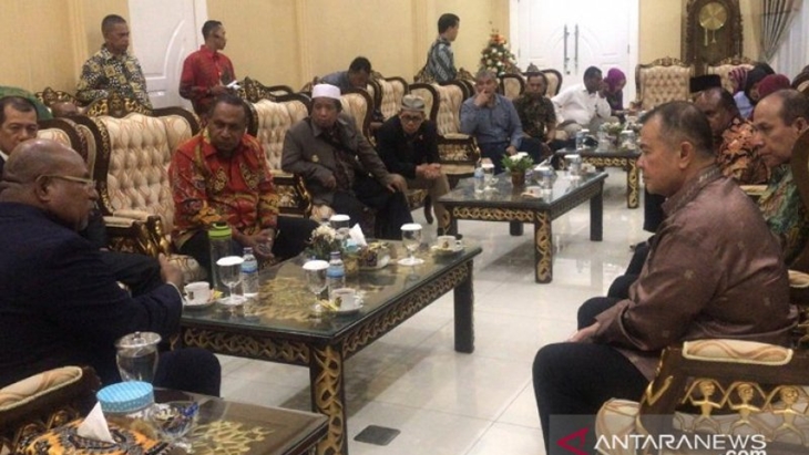 Ratusan Perantau Minang Memilih Bertahan di Wamena