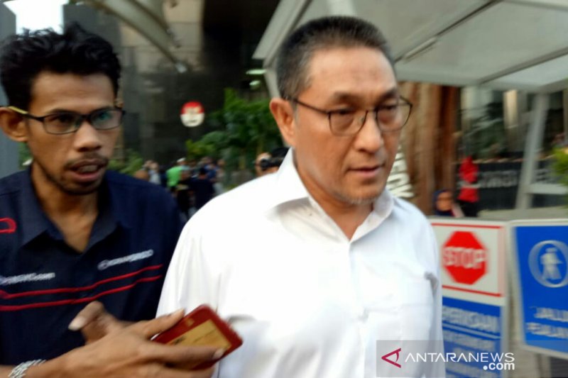  KPK Rekonstruksi Transaksi Suap Politikus PAN Sukiman di Kompleks DPR Kalibata