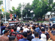 Gedung DPRD DKI Jakarta Digeruduk Demonstran, Tuntut Transparansi hingga Akuntabilitas Pengelolaan Anggaran Publik