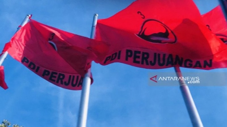 Benderanya Dibakar Seraya Disebut PKI, PDIP: Ini Fitnah Keji