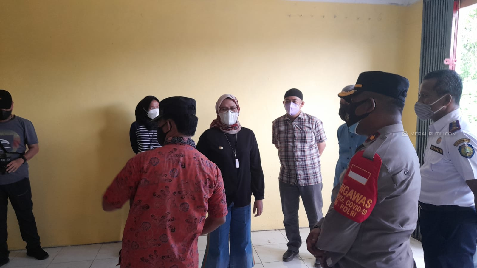 Bupati Nina Agustina Pastikan Seluruh Desa Tersedia Ruang Isolasi Mandiri