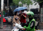 BRIN Ungkap Alasan Air Hujan Jakarta Bisa Mengandung Mikroplastik