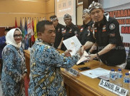 KPU Cirebon Nyatakan Syarat Azis-Etty Lengkap