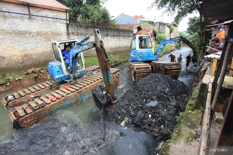 Anggota DPRD Nilai Gengsi Jadi Alasan Anies Banding soal Kali Mampang