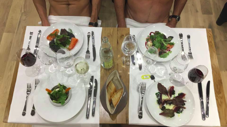Kalau Bugil di Resto ini, Anda Gak Bakal Dibilang Gila
