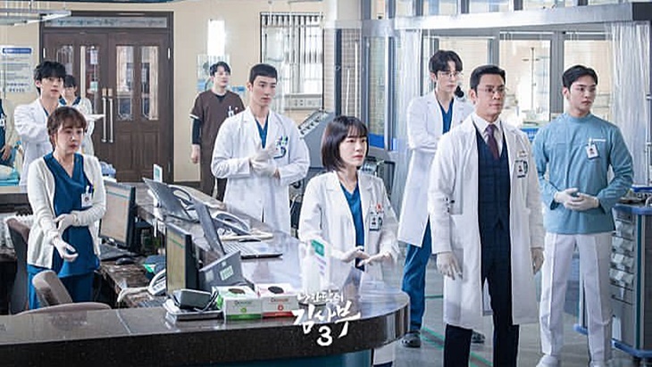 'Dr. Romantic 3' dan Aktor Yoo Yeon Seok Duduki Peringkat Teratas