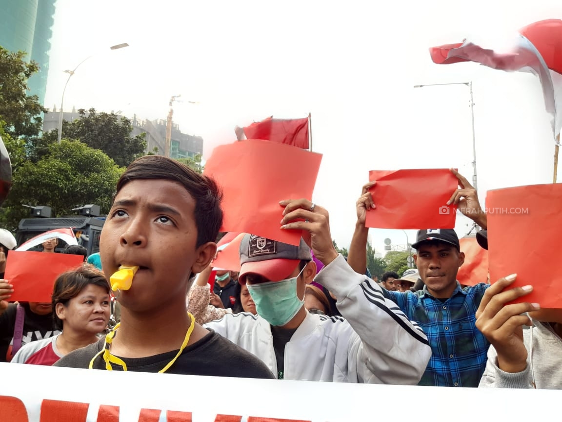 Kartu Merah untuk KPK