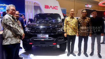 Menteri Perindustrian Kunjungi Pameran Otomotif GIIAS 2025 di ICE BSD CITY 