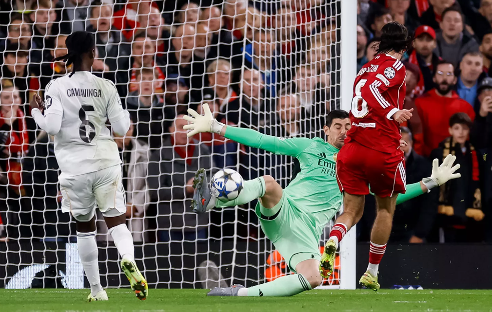 Tampil Gemilang Lawan Liverpool, Thibaut Courtois Belum Mampu Selamatkan Real Madrid dari Kekalahan