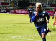 Cristian Gonzales Dipaksa Secara Halus jadi Pelatih?