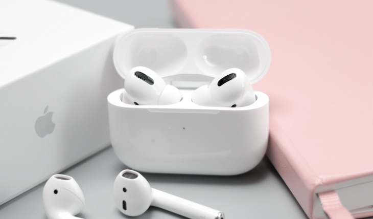 Apple Tengah Rancang AirPods Lite