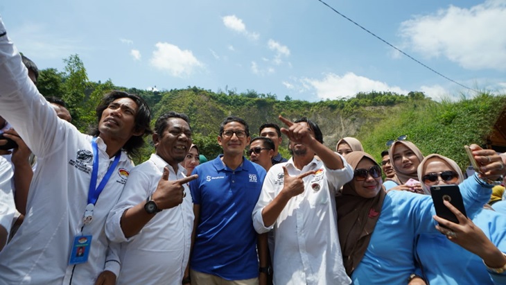 Sandiaga Uno saat berkunjung ke Bukittinggi. (BPN)