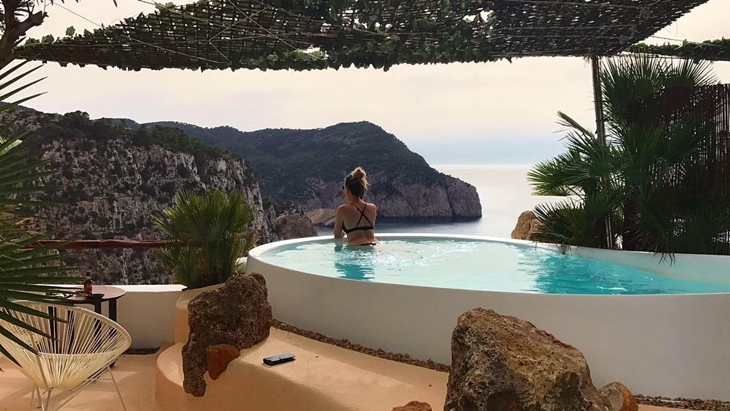 Hacienda Na Xamena, Hotel Favorit Orang-Orang Eropa di Pulau Ibiza
