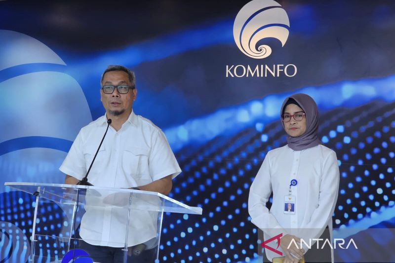 Masyarakat Diminta Tetap Taat Prokes saat Libur Natal dan Tahun Baru