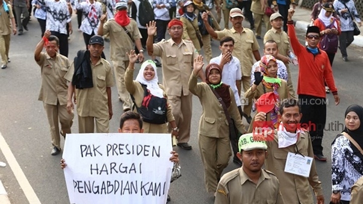 Pemerintah Diharapkan Dapat Tingkatkan Kesejahteraan Guru