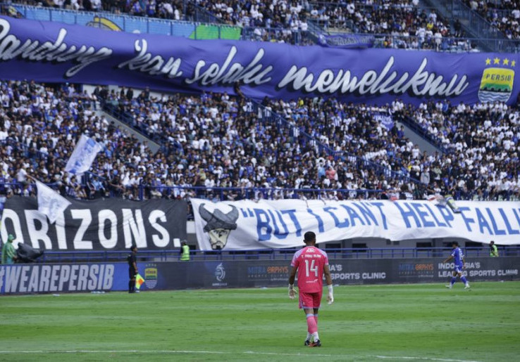 Apresiasi Dukungan Bobotoh saat Persib Vs Persija, Bojan Hodak: Bisa Jadi Contoh