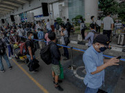 Sudah Vaksin Lengkap, Pelaku Perjalanan Luar dan Dalam Negeri Tak Perlu Tes Swab