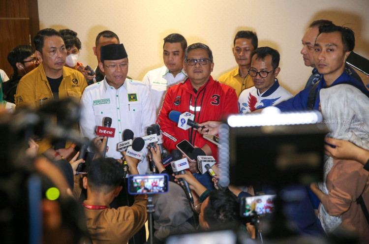 PDIP Ungkap Jokowi Utus Tim 7 untuk Menangkan Ganjar di Pilpres 2024