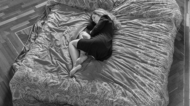 Ponsel Memang Mengganggu Kualitas Tidur, Usir dengan Cara Ini