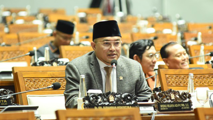 Wacana Bayar UKT Pakai Pinjol, DPR Khawatirkan Perilaku Kriminal hingga Ancaman Bunuh Diri