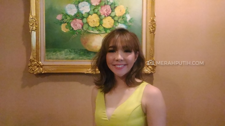 Gisel Sulit Lepas Dari Make Up Karena Profesi