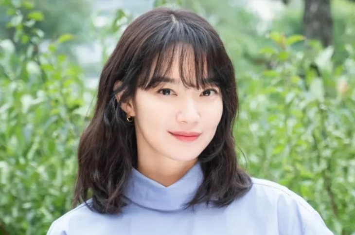 Shin Min-ah berperan jadi dokter gigi yang cantik dan pintar. (Foto: Soompi)