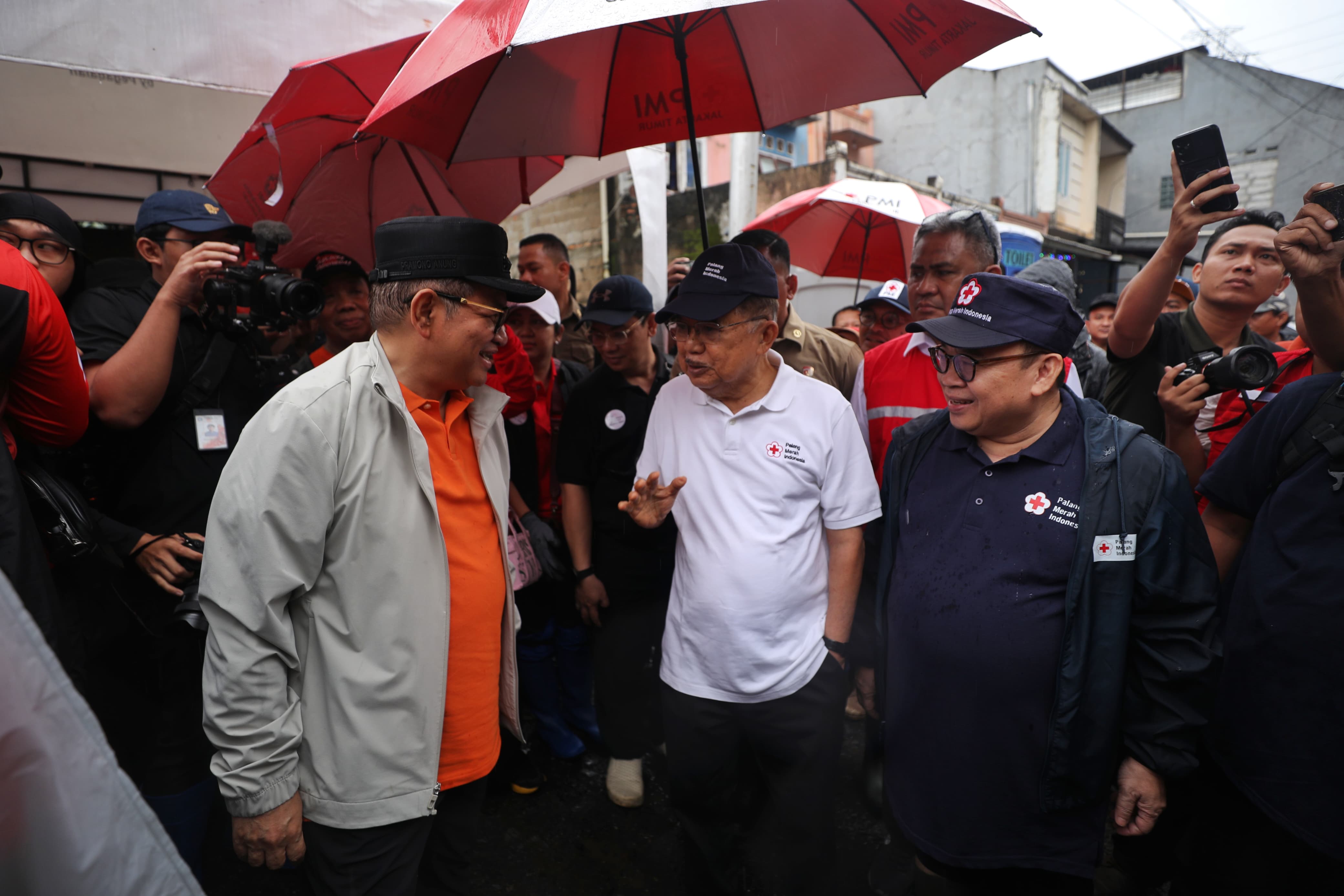 Kelakar ke JK, Pramono Ogah Masuk Gorong-Gorong Saat Kerja Bakti