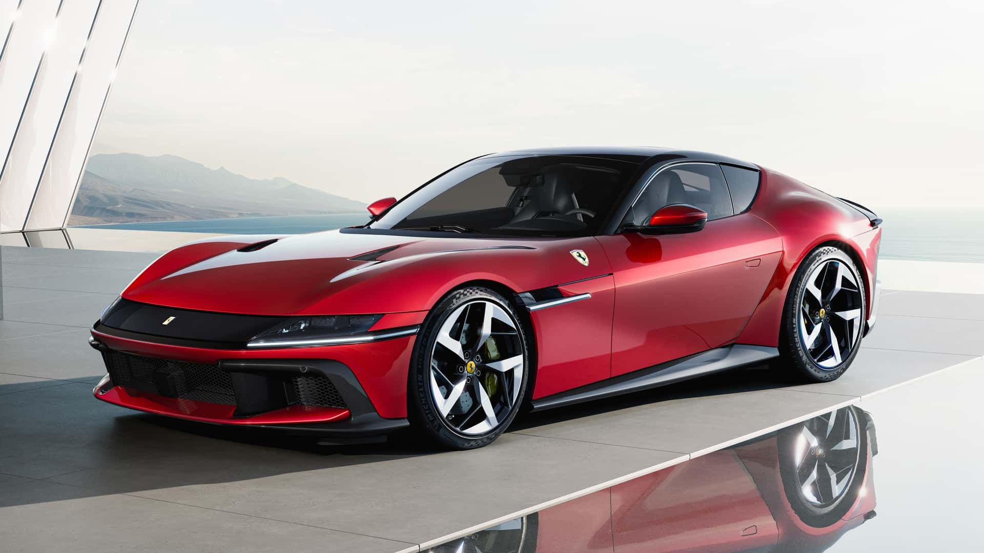 Ferrari akan Tetap Pertahankan Mesin V12