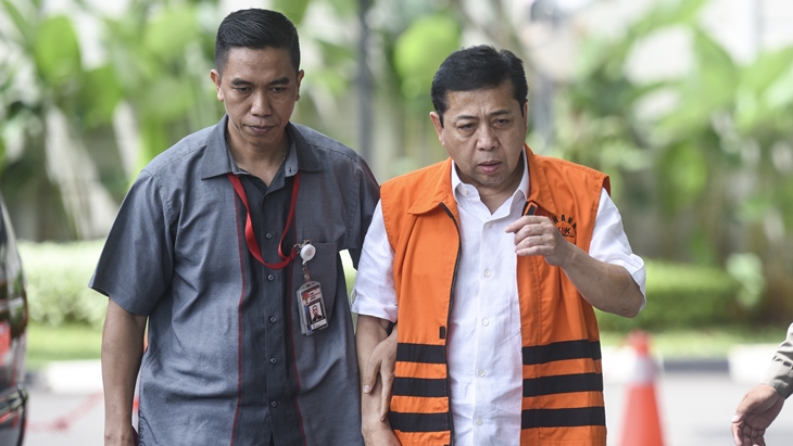 Jadi Tahanan KPK, Setnov Masih Terima Tunjangan sebagai Ketua DPR
