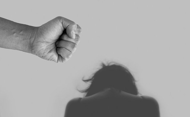 Kekerasan pada perempuan. (Foto: Antara)