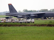 Pesawat Tempur Tiongkok Cegat B-52 AS di Laut China Selatan