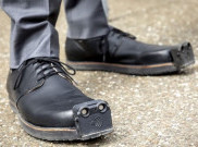 Perusahaan Ini Kembangkan Sepatu Pintar AI Untuk Tunanetra