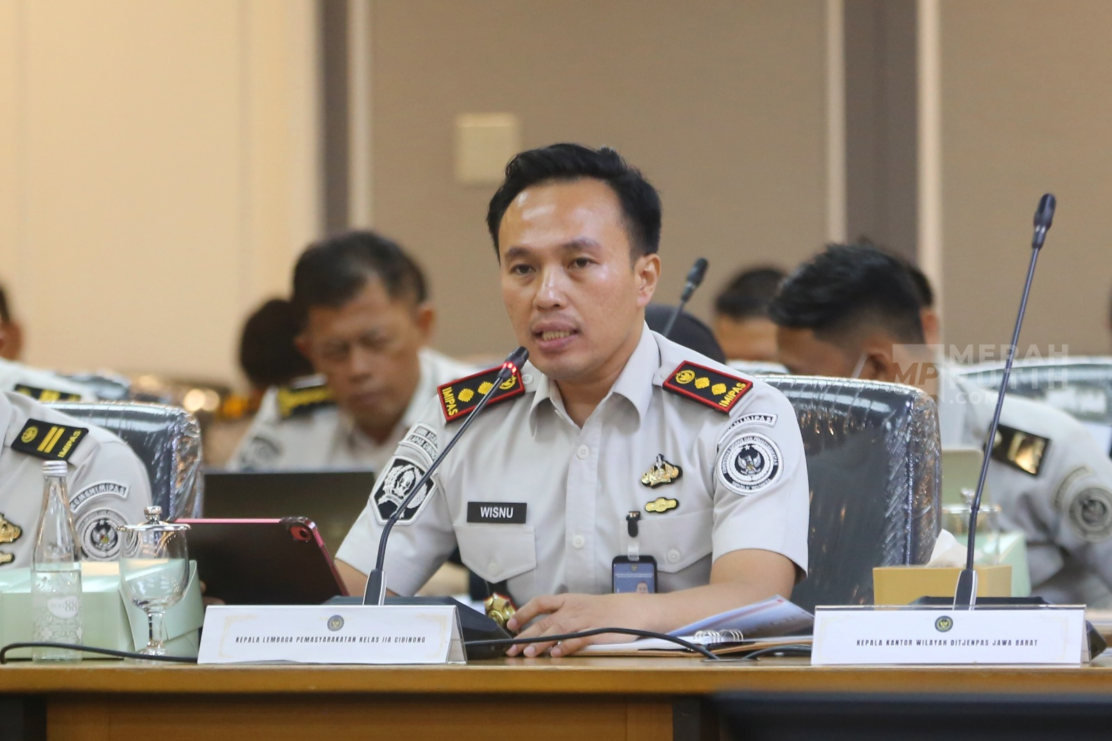 Kalapas Cibinong Nonaktif Wisnu Hadiri RDP dengan Komisi XIII DPR Bahas Temuan Lapas Mewah 