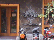 Resto Begaya Retro di Medan