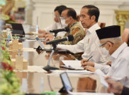 Rekor Kasus Harian COVID-19 Pecah, Jokowi 'Semprit' 2 Provinsi