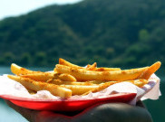 Cara Enak Makan Kentang Goreng di Seluruh Dunia