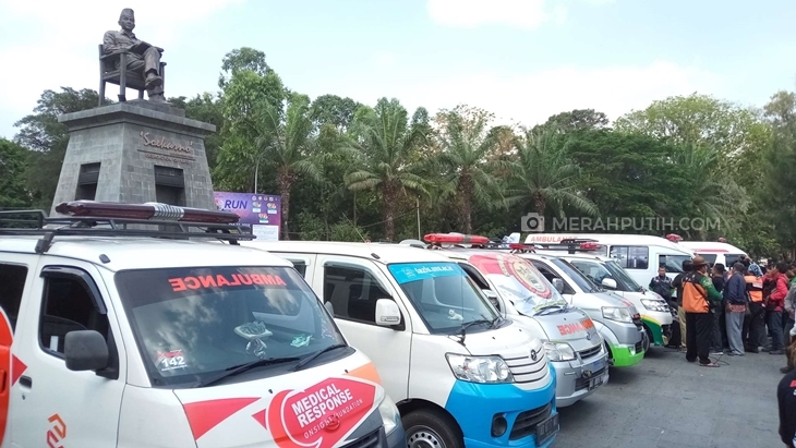 Doakan Para Medis di Wamena, Driver Ambulance Solo Gelar Aksi Solidaritas