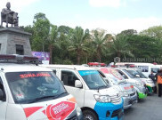 Doakan Para Medis di Wamena, Driver Ambulance Solo Gelar Aksi Solidaritas