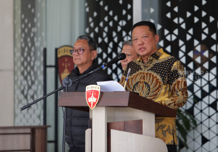 DPR Minta Polisi Lacak Tempat Persembunyian Harta Febrie Adriansyah yang Lain