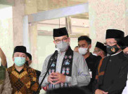 Izinkan Salat Tarawih di Masjid, Anies Minta Jemaah Taati Prokes