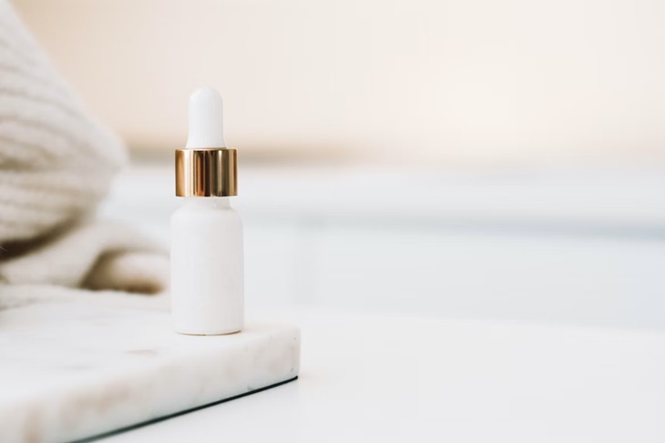 Tips Memilih Produk Kecantikan Aman ala Dinda Hauw