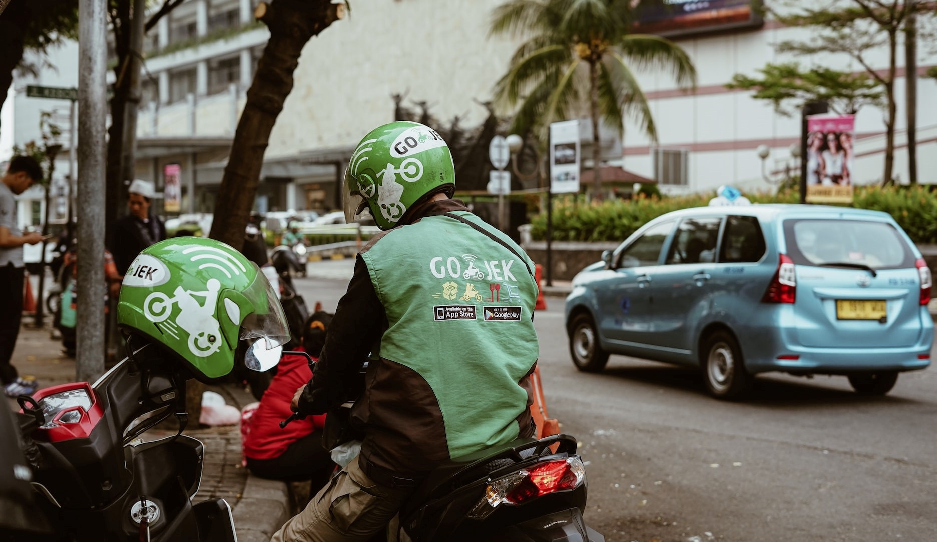 Seribu Kopi Gratis untuk Pengendara Ojek Online