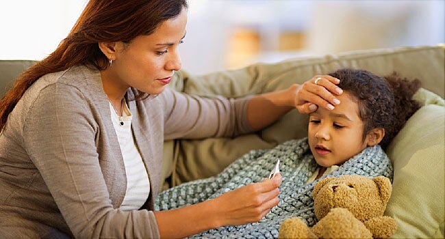 Perhatikan suhu dan lama ia demam (Foto: WebMD)