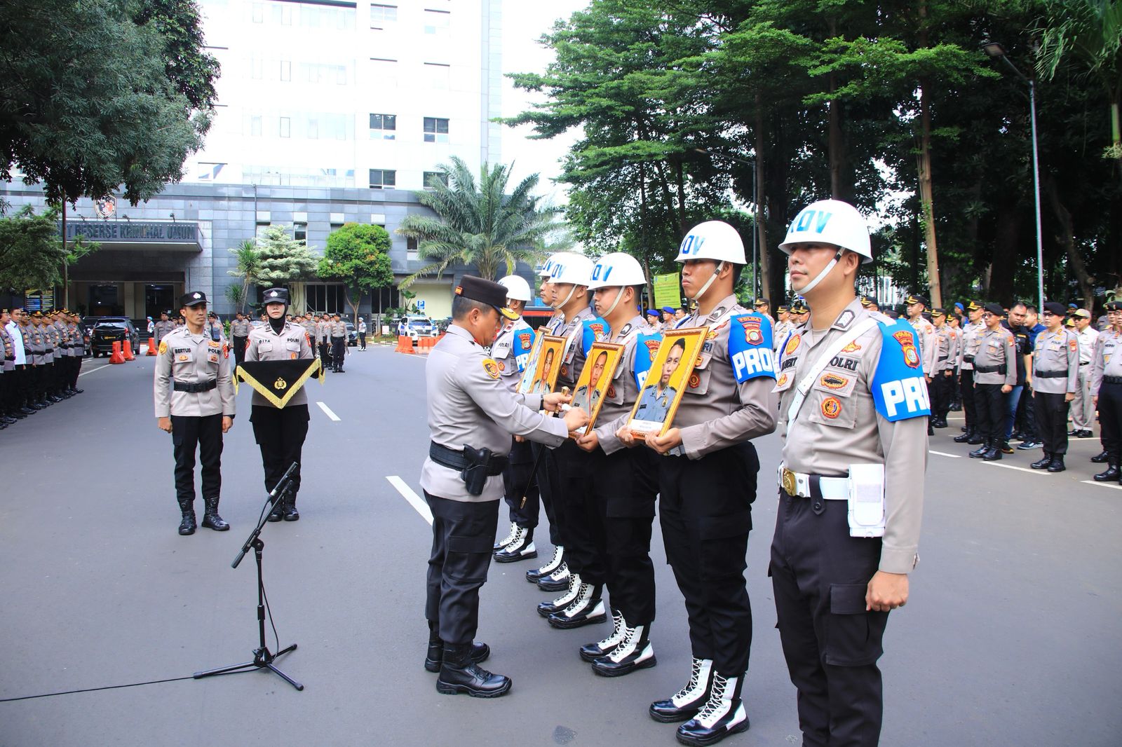 Terbukti Berzinah hingga Terlibat Penipuan, 4 Polisi Polda Metro Dipecat