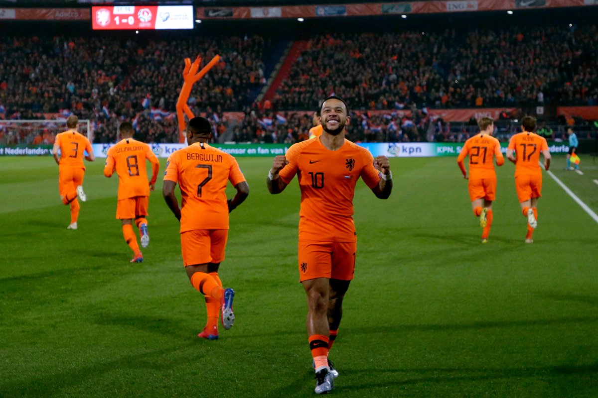Belanda v Belarusia. Foto: Twitter/@UEFAEURO