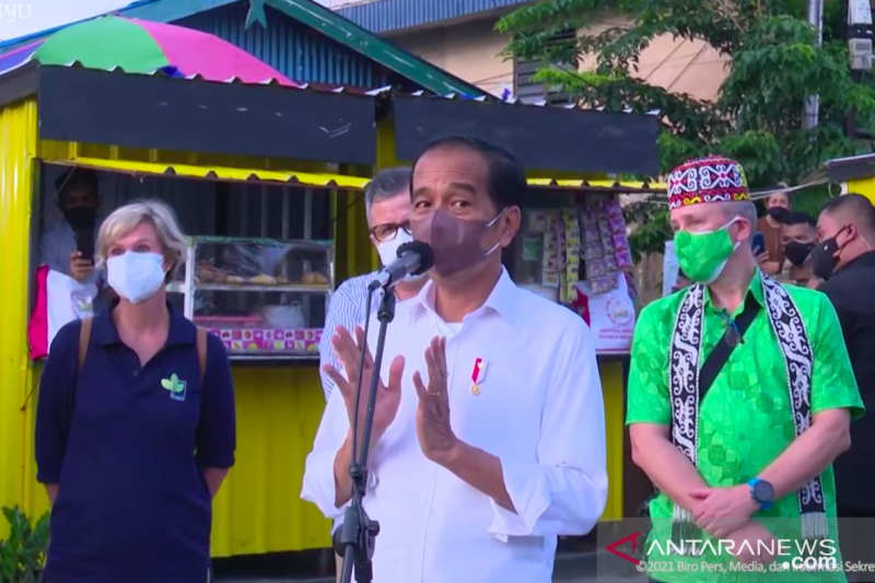 Presiden Jokowi Serahkan Nama Calon Panglima TNI ke DPR Awal November